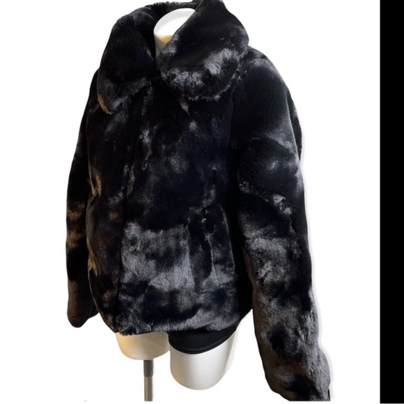 NWT $169 size XS/S faux fur black New York & Co jacket - Picture 2 of 12